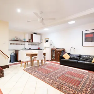 Villa Snow-white's 2 Bedroom Heart In 6000 Australia